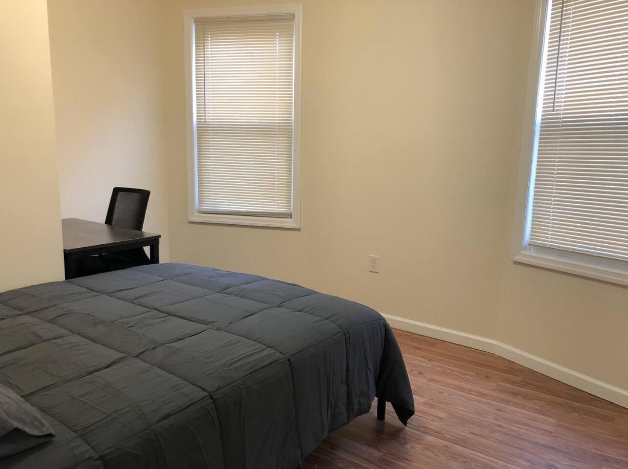Large And Private 3 Bedroom And 1 Bathroom Apartment Near Newark International Airport Ewr And New York City ภายนอก รูปภาพ